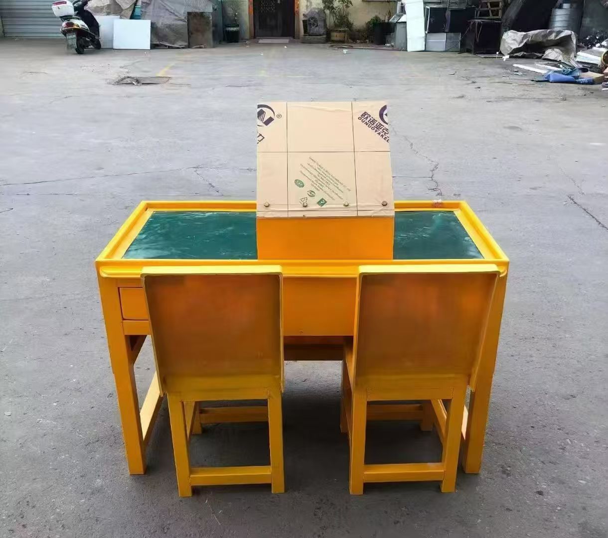 台州防静电导通桌井下煤矿火工品发放桌：危险品流转的安全守护者